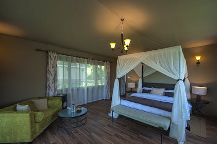 Lion's Paw Camp